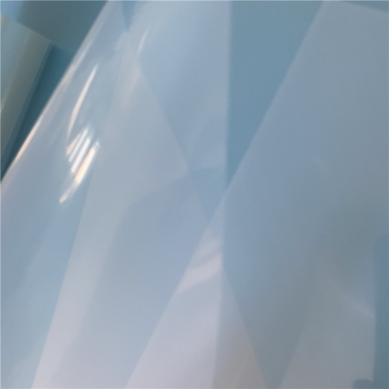 Super transparent PET film for UV inks